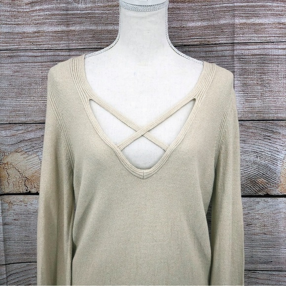 Free People Cream Criss Cross Oversized Knit Tunic Size M - Picture 7 of 7